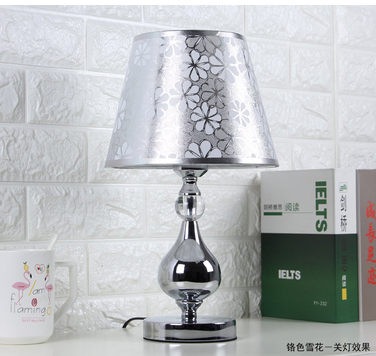 Modern Bedside Table Lamp