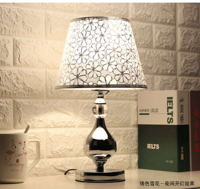 Modern Bedside Table Lamp