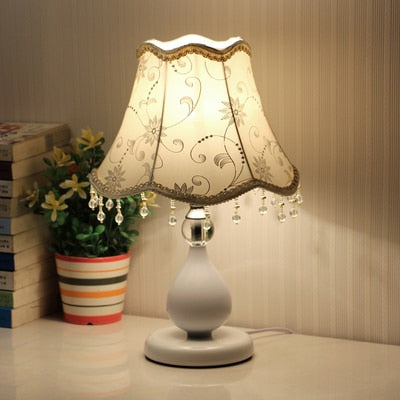 Modern Bedside Table Lamp