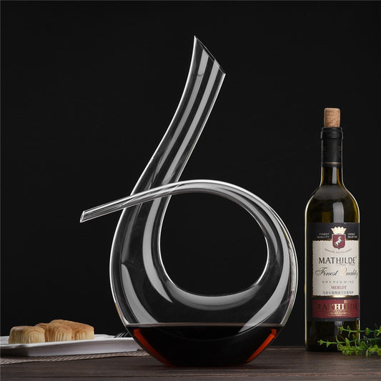 Curved Crystal Wine Decanter